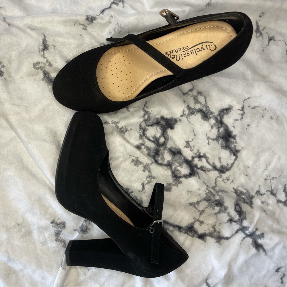 Black heels